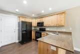 242 1010 - Photo 8