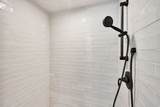 433 700 - Photo 24