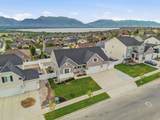 1498 Loveland Ln - Photo 2