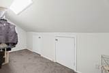 985 Essex Court Way - Photo 32