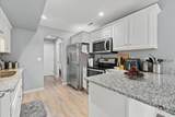 652 800 St - Photo 12