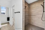 612 Renze Adams St - Photo 16