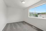 933 12TH St - Photo 14