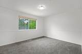 933 12TH St - Photo 16
