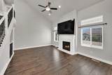 1568 Cherry Ln - Photo 16
