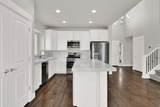 1568 Cherry Ln - Photo 10