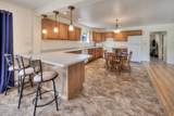 890 Oak St - Photo 16
