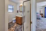 890 Oak St - Photo 21