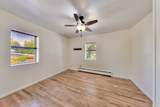 890 Oak St - Photo 22