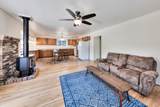 890 Oak St - Photo 10