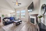 1576 Lowe Peak Dr - Photo 15