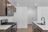 1945 Belmont Ln - Photo 9