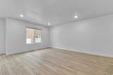 1935 Belmont Ln - Photo 16