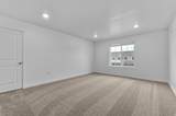 1935 Belmont Ln - Photo 6