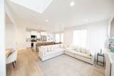 1404 Rustic Wood Ct - Photo 7