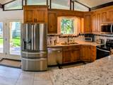 10585 6400 - Photo 18