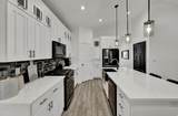 945 650 - Photo 12