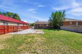 939 Redwood Rd - Photo 7