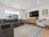 627 Meade St - Photo 4