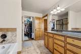 835 Fox Ln - Photo 16