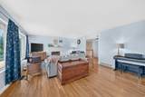 997 Henderson Dr - Photo 18