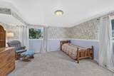 997 Henderson Dr - Photo 38