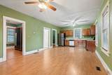 1499 Green St - Photo 2