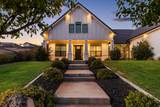 1033 Black Oak Dr - Photo 2