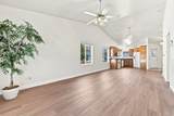 45 330 St - Photo 8