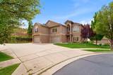 202 Edgewood Cir - Photo 1