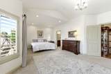202 Edgewood Cir - Photo 11