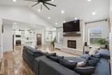 466 930 - Photo 24