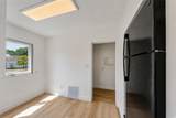 718 9TH St - Photo 11