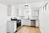 718 9TH St - Photo 18