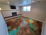 689 Lavina Dr - Photo 17