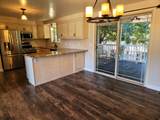 689 Lavina Dr - Photo 6