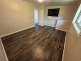 689 Lavina Dr - Photo 9