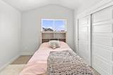 558 Hampton Ln - Photo 24