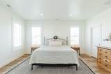 396 200 - Photo 23
