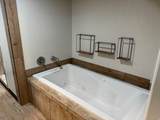 2932 Arthur - Photo 59