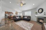 632 Badger - Photo 2