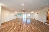369 300 - Photo 21