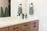 735 300 - Photo 20