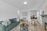 367 Durrant St - Photo 3