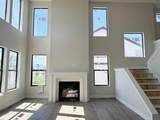 2912 Hayloft Ln - Photo 8