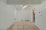 2438 Elizabeth St - Photo 11