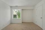 2438 Elizabeth St - Photo 16