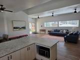 2438 Elizabeth St - Photo 36