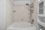 121 905 - Photo 18