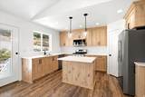 708 Sunset Dr - Photo 9